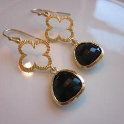 Black Earrings Gold Clover Connectors - Bridesmaid Earrings - Bridal Earrings - Wedding Earrings